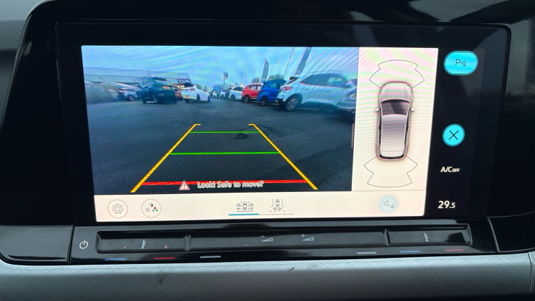 Volkswagen Golf 1.5 TSI Life 5dr Petrol Hatchback